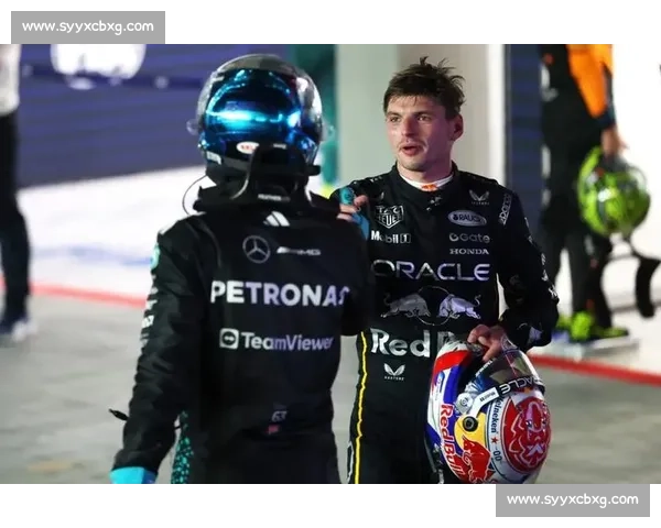 安东内利头盔视角：首圈追尾维斯塔潘瞬间全记录