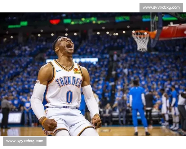 还能蹦!威少篮板直杀篮下造犯规